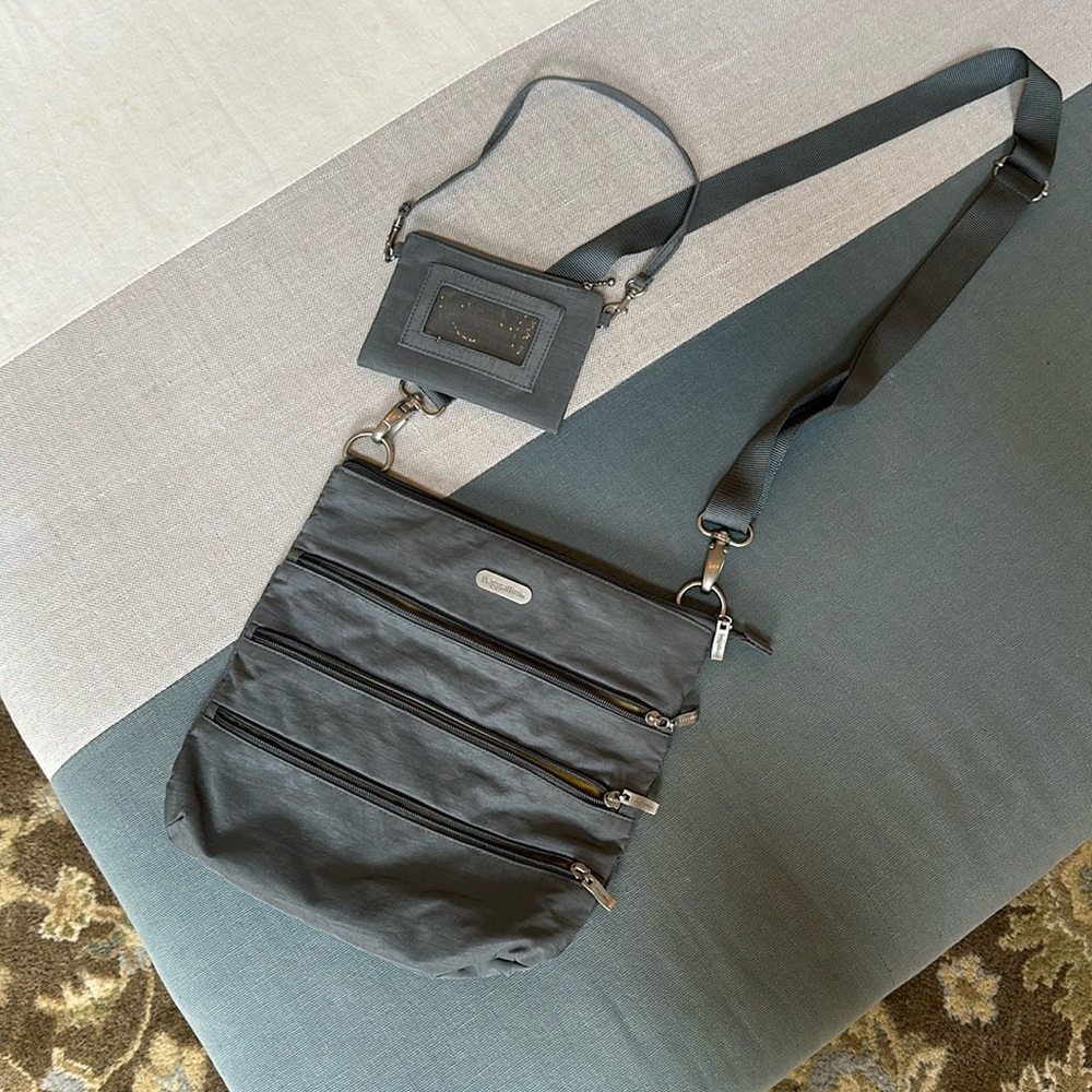 Crossbody bag